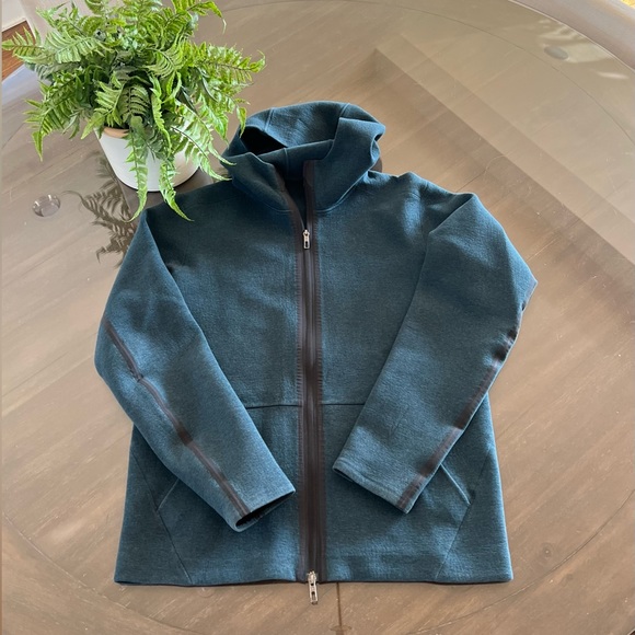 🌟 Lululemon Men’s Jacket ~ Size Large